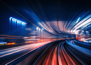 Velocidade da luz - Reprodução/iStock