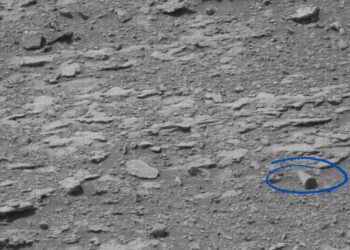 Objeto cilíndrico misterioso é detectado em Marte e intriga pesquisadores