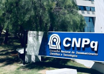 Novas regras podem suspender bolsas por irregularidades científicas
