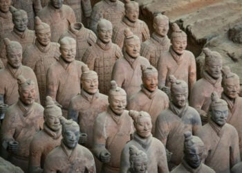 Mistério envolve túmulo do primeiro imperador da China que ninguém ousa abrir