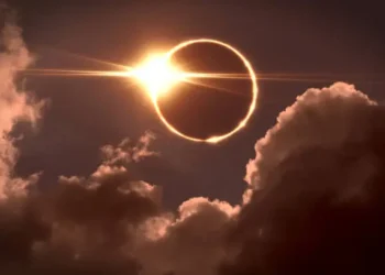 Eclipse Solar - Reprodução/iStock