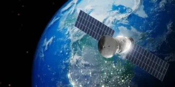 Satélite - Reprodução/iStock