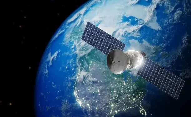 Satélite - Reprodução/iStock