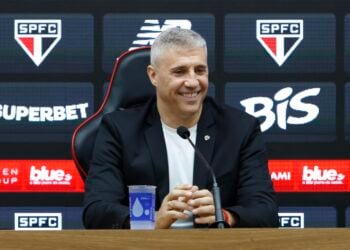 treinador Crespo