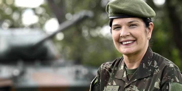 Brasil terá primeira mulher a alcançar patente de general no Exército