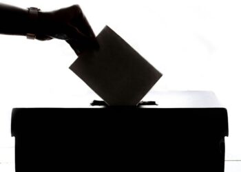 Eleições de 2026 não terão voto obrigatório no país