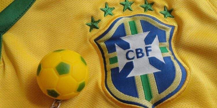 Regra da FIFA coloca seleção brasileira em alerta sobre situação de Neymar