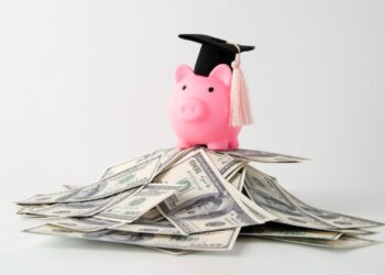 Estudantes de graduação pode ganhar até R$ 5.000 nesse programa
