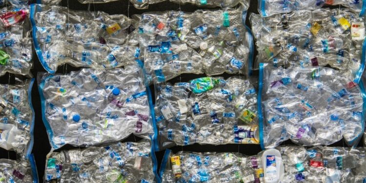 Estudo revela que 33% dos plásticos usados hoje são impossíveis de reciclar