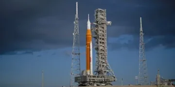 NASA/Joel Kowsky