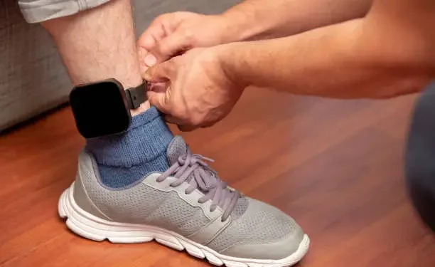 Tornozeleira - Reprodução/iStock