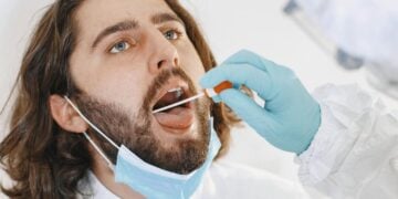 Saliva pode revelar muito mais sobre nosso corpo do que imagina