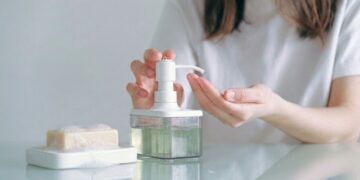 Sabonete líquido ou em barra? Revelado qual deles é mais higiênico