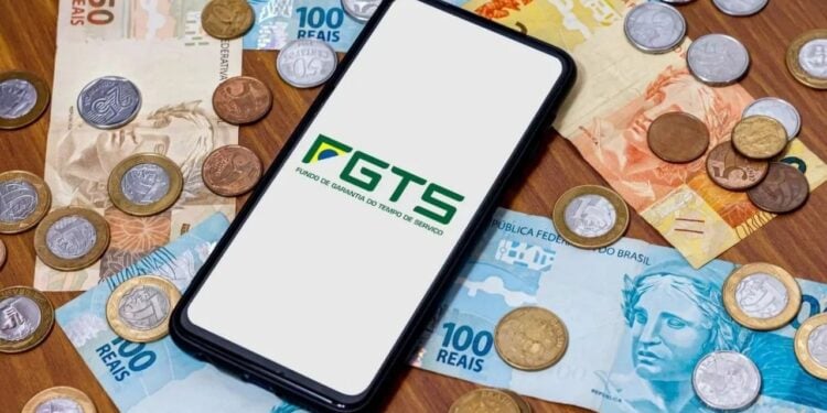 Empresas com débito no FGTS começam a receber notificação do governo