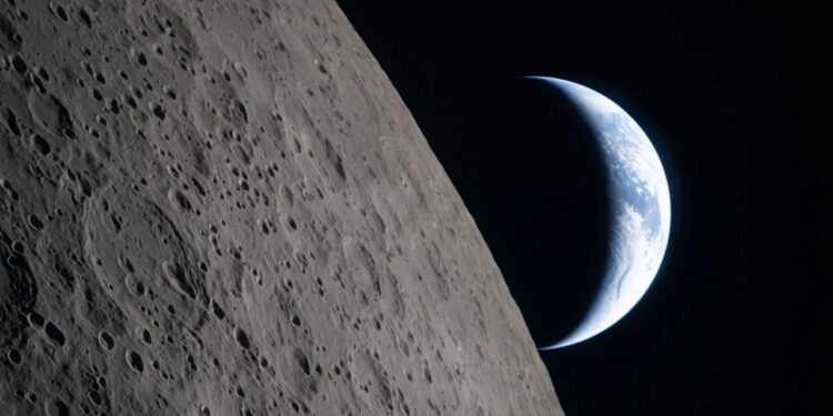 Imagens inéditas da Artemis II revelam detalhes da viagem ao redor da Lua