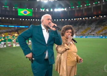 Veja o vídeo do show de Belo e Alcione antes do jogo Brasil x Panamá