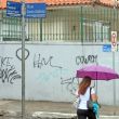 pichacoes comecam logo na esquina da itamar franco e se prolongam por toda a santo antonio