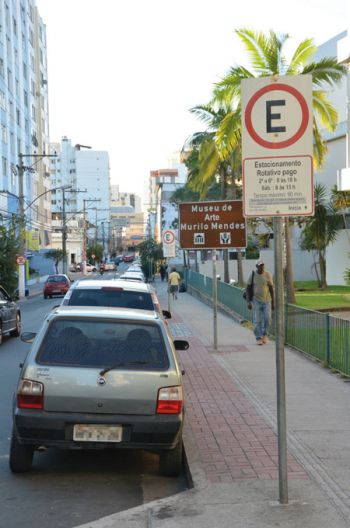 valor atual do cartao e de r 1 para tempo de permanencia variavel confome local
