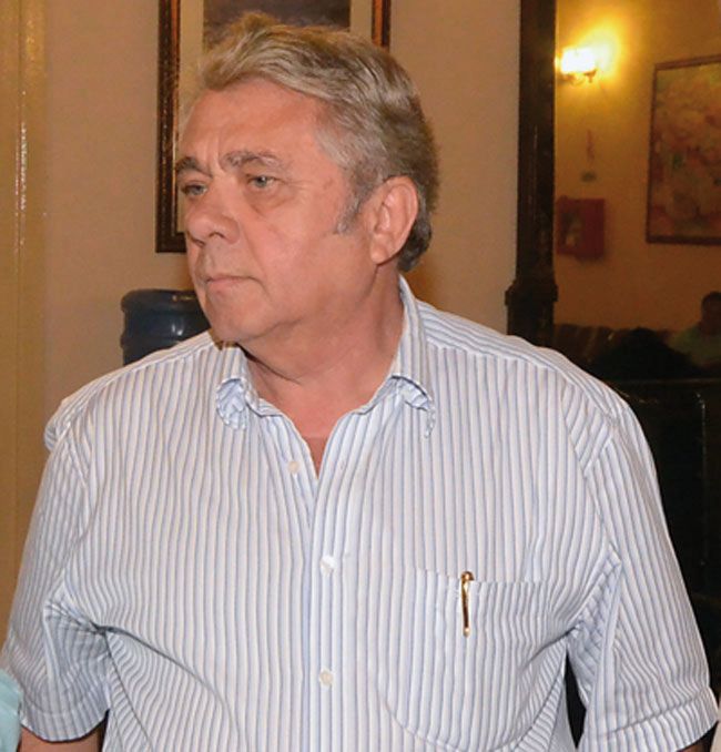 Ampliação de lei divide opiniões 1 autor da proposta oliveira tresse pretende coibir a acao de vandalos em aglomeracoes
