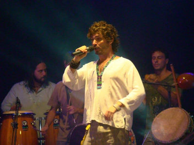 DIVULGAÇÃO 3, 2 Único reverencia artistas como Alceu Valença, Chico Buarque, Luiz Gonzaga e Zé Ramalho