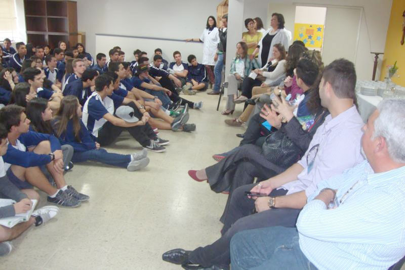 STELLA MATUTINA Data foi festejada ontem com encontro de gerações de alunos