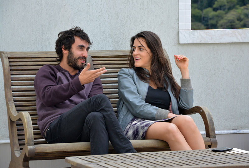 FOTOS MARCELO RIBEIRO Gabriel Godoy e Luciana Paes formam o casal que não se beija em
