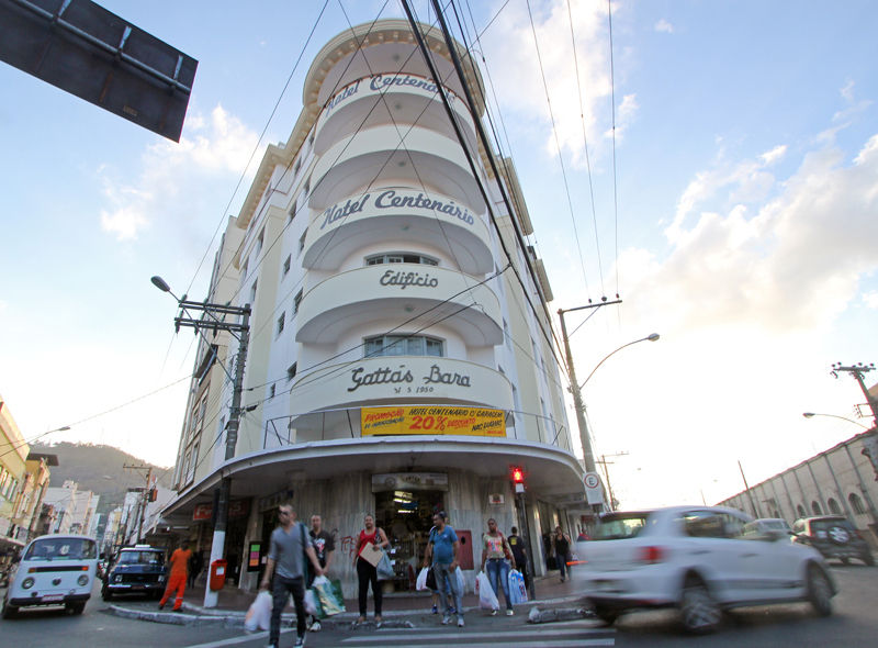 FOTOS FELIPE COURI Hotel Centenário em funcionamento após reforma