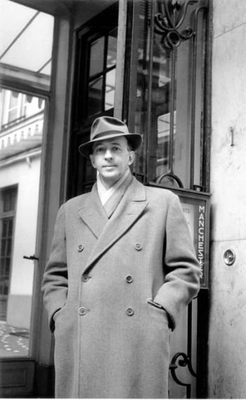 Murilo Mendes em Paris, em 1955, 20 anos antes de sua morte