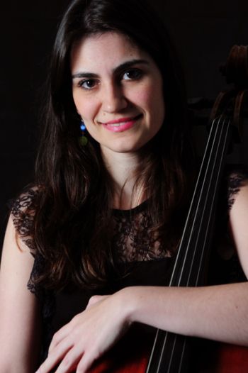 Maria Fernanda vai apresentar concerto para violoncelos de Vivaldi