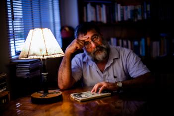 DIVULGAÇÃO O poeta Roberto Sandoval é um dos convidados de encontro de poesia no Mamm