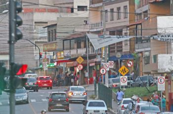 LEONARDO COSTA/30-10-14 Proposta é transformar Av. Costa e Silva em um