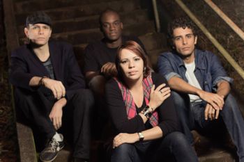 DIVULGAÇÃO Quarteto de Juiz de Fora apresenta versões de sucessos internacionais