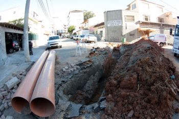 FERNANDO PRIAMO/11-11-14 Trabalhos devem seguir até a tarde de hoje em trecho das ruas Antônio Passarela e Mamoré