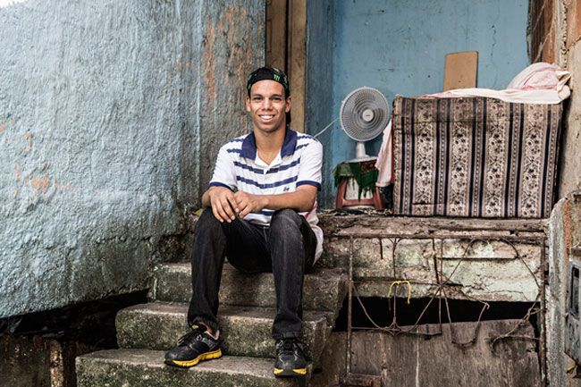 a cor do fogo e a cor da cinza de andre felix ja recebeu tres premios