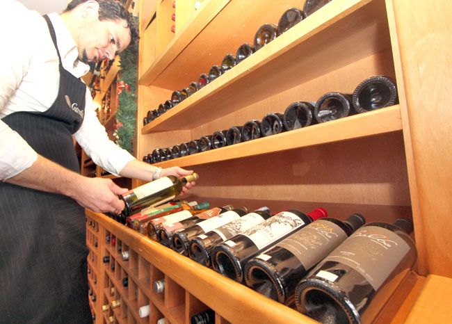 Na Garrafaria, aumento nos preços dos vinhos já levaram a queda nas vendas