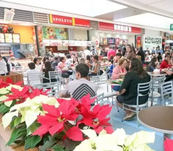 No Independência Shopping, 12 das 20 lojas da praça de alimentação são franquias