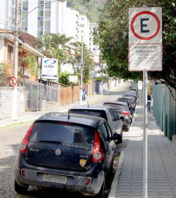 LARA TOLEDO/17-06-14 Novo valor será de R$ 2, com tempo de permanência variando conforme o local