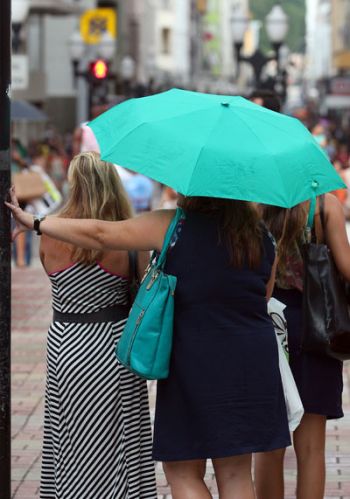 Ontem, Juiz de Fora teve chuva rápida em dia quente