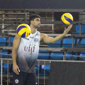 Victor Hugo é o segundo melhor bloqueador da liga