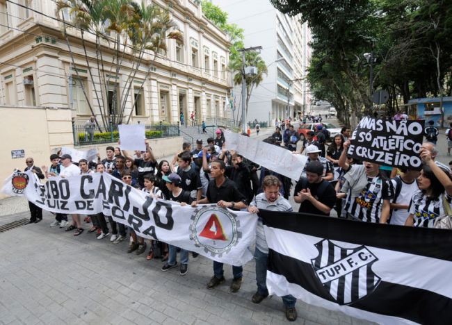 Eles foram para as ruas pedindo justiça