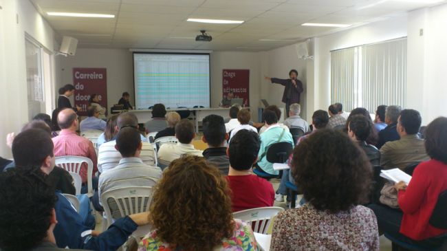 Kelly Scoralick/03-08-12 Em nota, a Apes afirmou que deseja condições dignas de trabalho e reestruturação da carreira