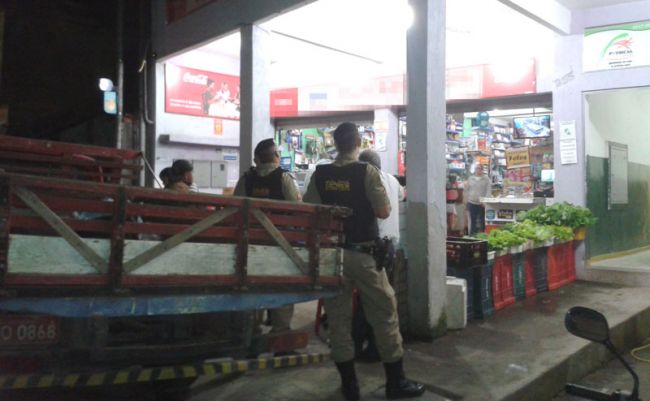Nathália Carvalho/27-06-13 Polícia Militar empenhou pelo menos quatro viaturas e nove policiais