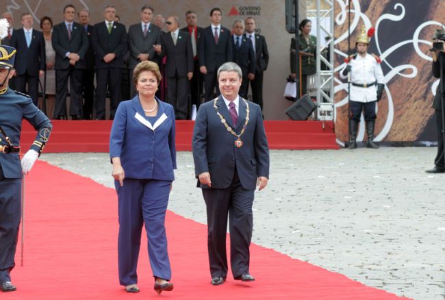 Dilma Roussef e Antônio Anastasia na cerimônia em Ouro Preto