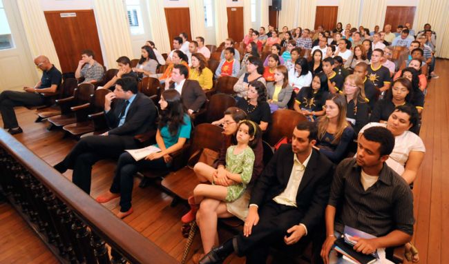 Lucas Tavares/05-04-13 Câmara debateu atual condição e o futuro dos jovens