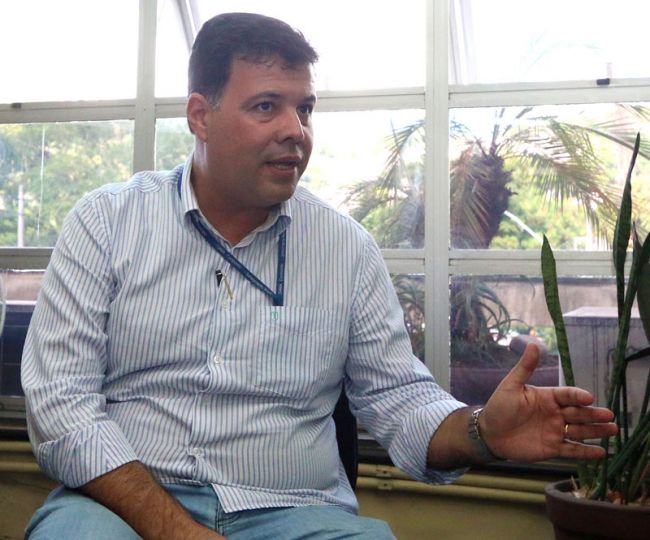 Leonardo Costa/03-02-14 Diretor da Cesama, André Borges diz que consumo está 20% acima do normal