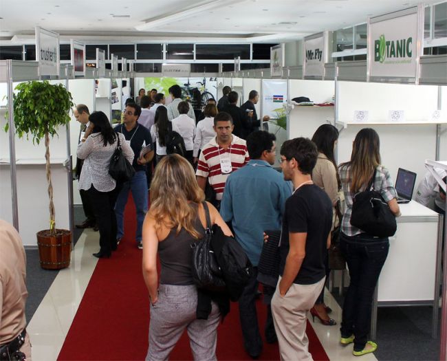 Feira de Produção Limpa conta com 20 estandes de produtos e serviços sustentáveis