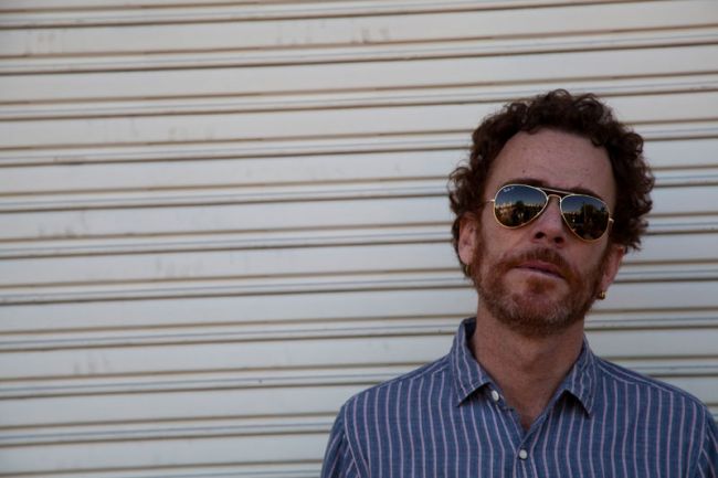 Divulgação Compositor lança álbum independente, Sei, na internet, com preço atualizado por semana