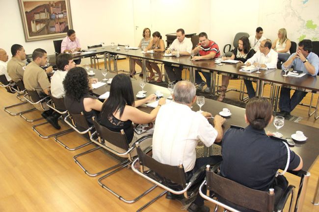 Decisão foi tomada durante reunião nesta sexta