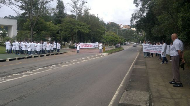 Nathália Carvalho Cerca de 150 pessoas se reuniram no campus