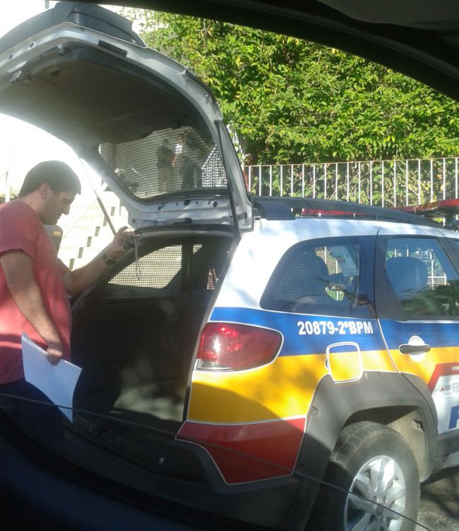 Carro da PM passou por perícia